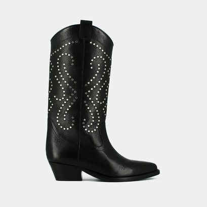 Boots with beveled heels in black leather | dynastie
