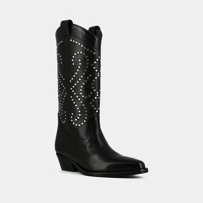 Boots with beveled heels in black leather | dynastie