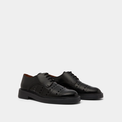 Pierced derbies in glazed black leather | amarante