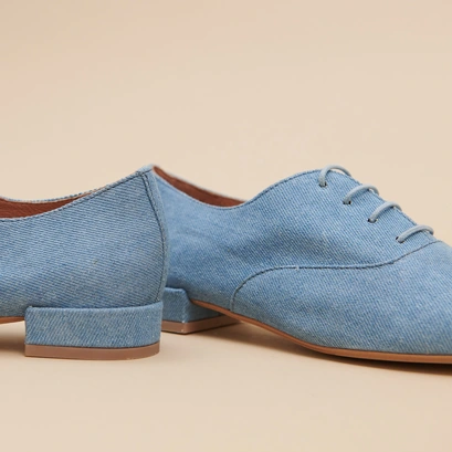 Flat-heeled richelieus in blue denim | adenise