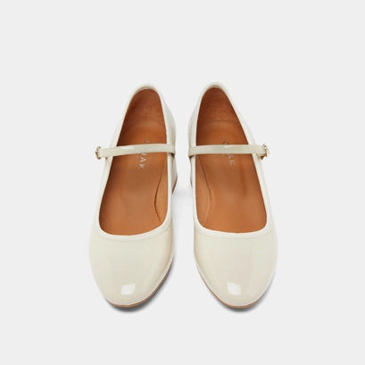 Heeled babies in ecru patent | DALMATIE
