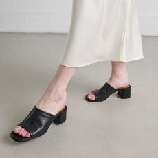 Mules with heels and open toes black