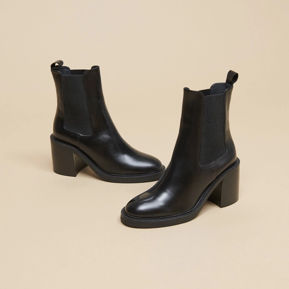 Ankle boots with heels in black leather | DOIGT