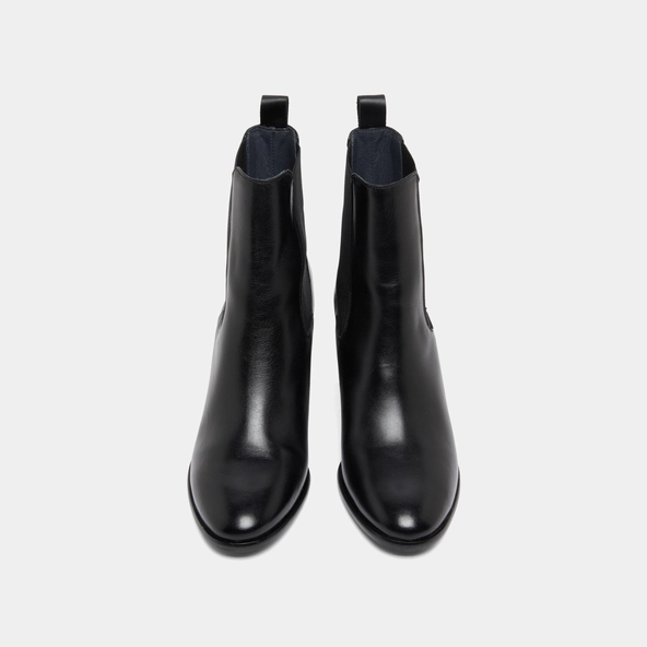 Ankle boots with heels and elastics in black leather | DEVIN