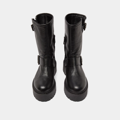 Boots with buckles in black grained leather | riccardo