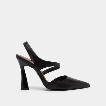 Pointed-toe pumps in black leather | DOROTHE
