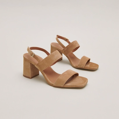 Heeled sandals in camel velvet | vico