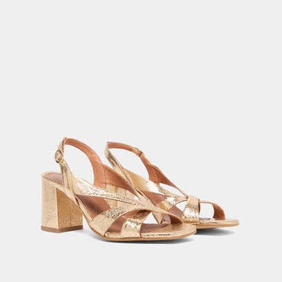 Heeled sandals in gold cracked leather | vanity