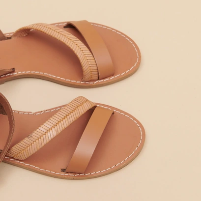 Plagettes with straps in cognac glazed leather | lausanne