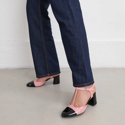 Heeled t-bar in pink pleated patent and black patent | DHAPS