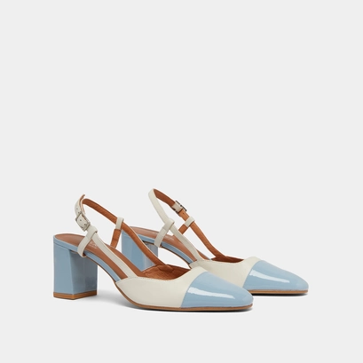 Babies with heels in ecru leather and sky blue patent | DHAPOP