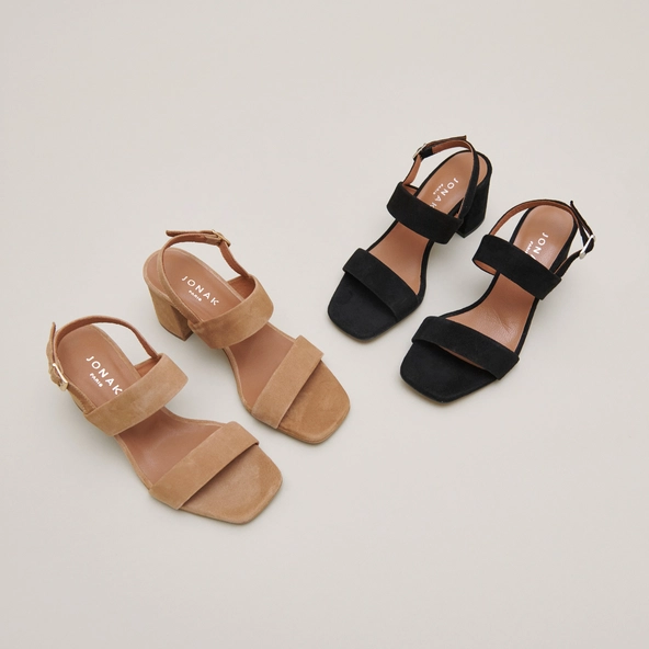 Heeled sandals in camel velvet | VICO