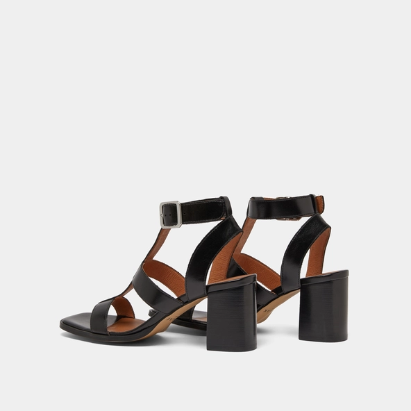 Heeled sandals in black leather | VILMA