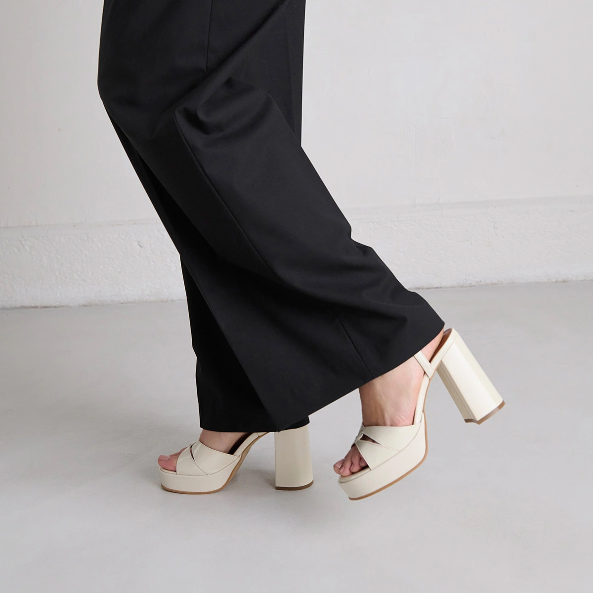 Platform sandals and high heels in ecru shiny leather | JUSTINE