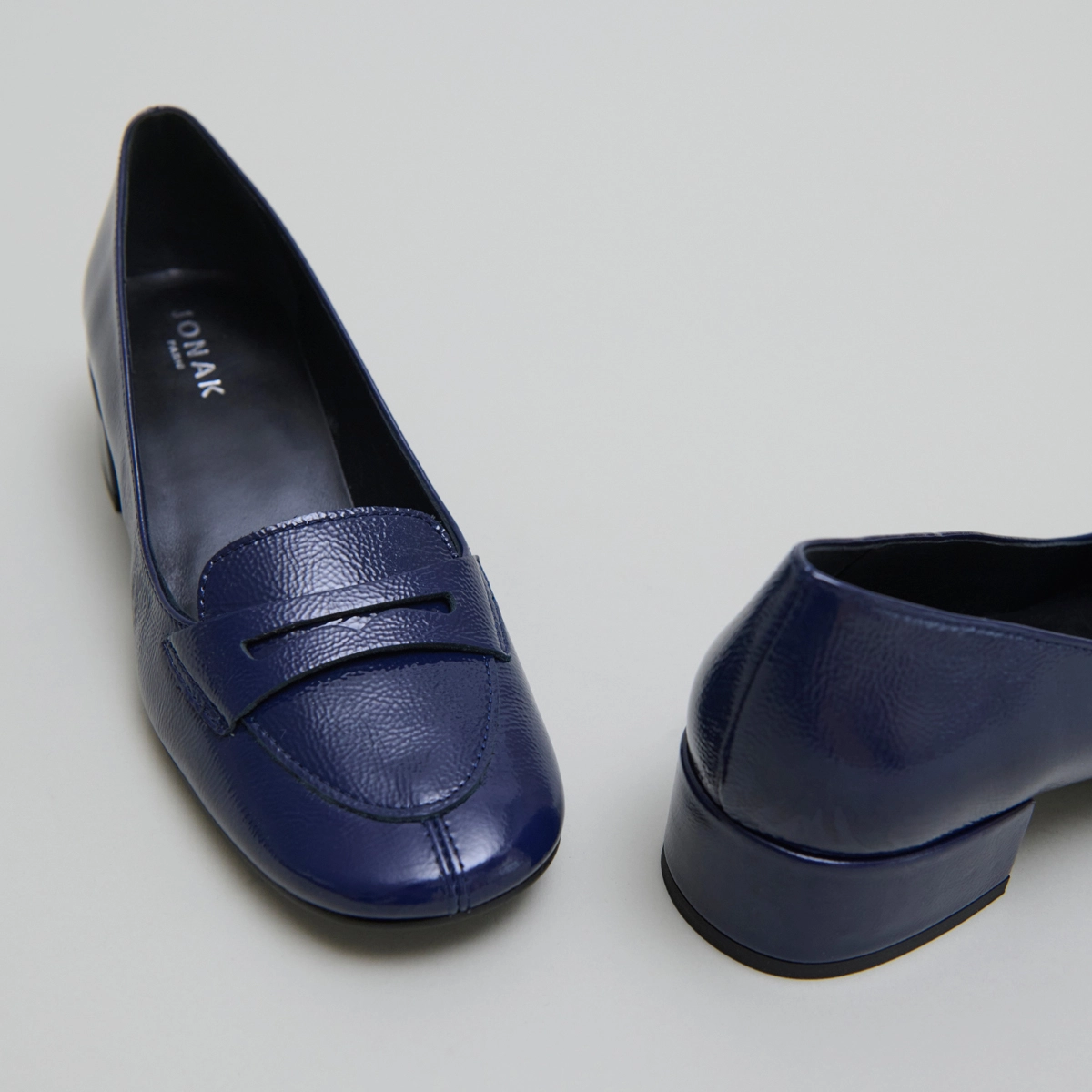 Low-heeled loafers in blue pleated patent | BERNIE