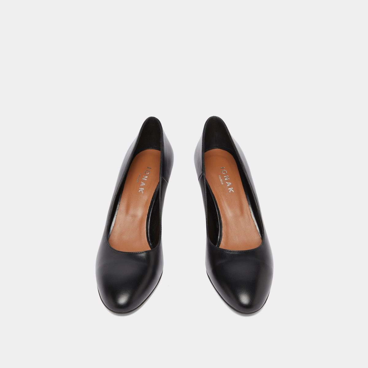 Round-toed pumps in black leather | VELIA
