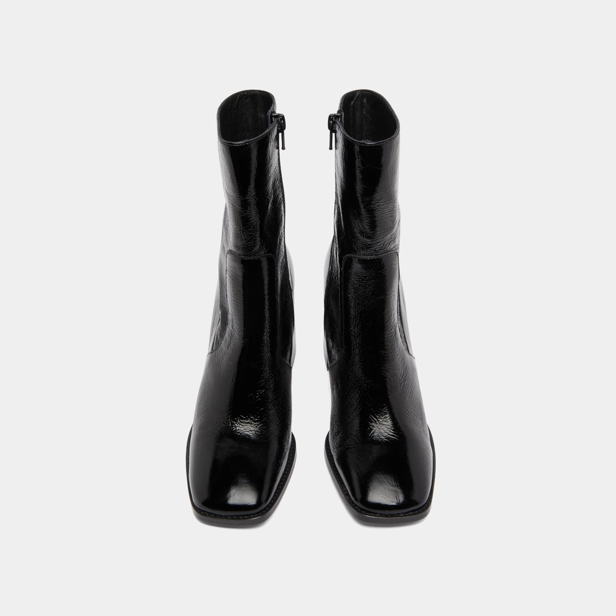 Heeled ankle boots with square toes in black shiny leather | VIDAL
