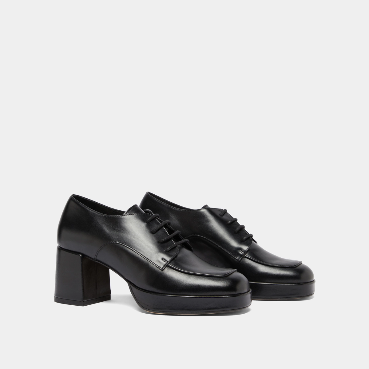 Derbies with heels in black leather | VIVALDI