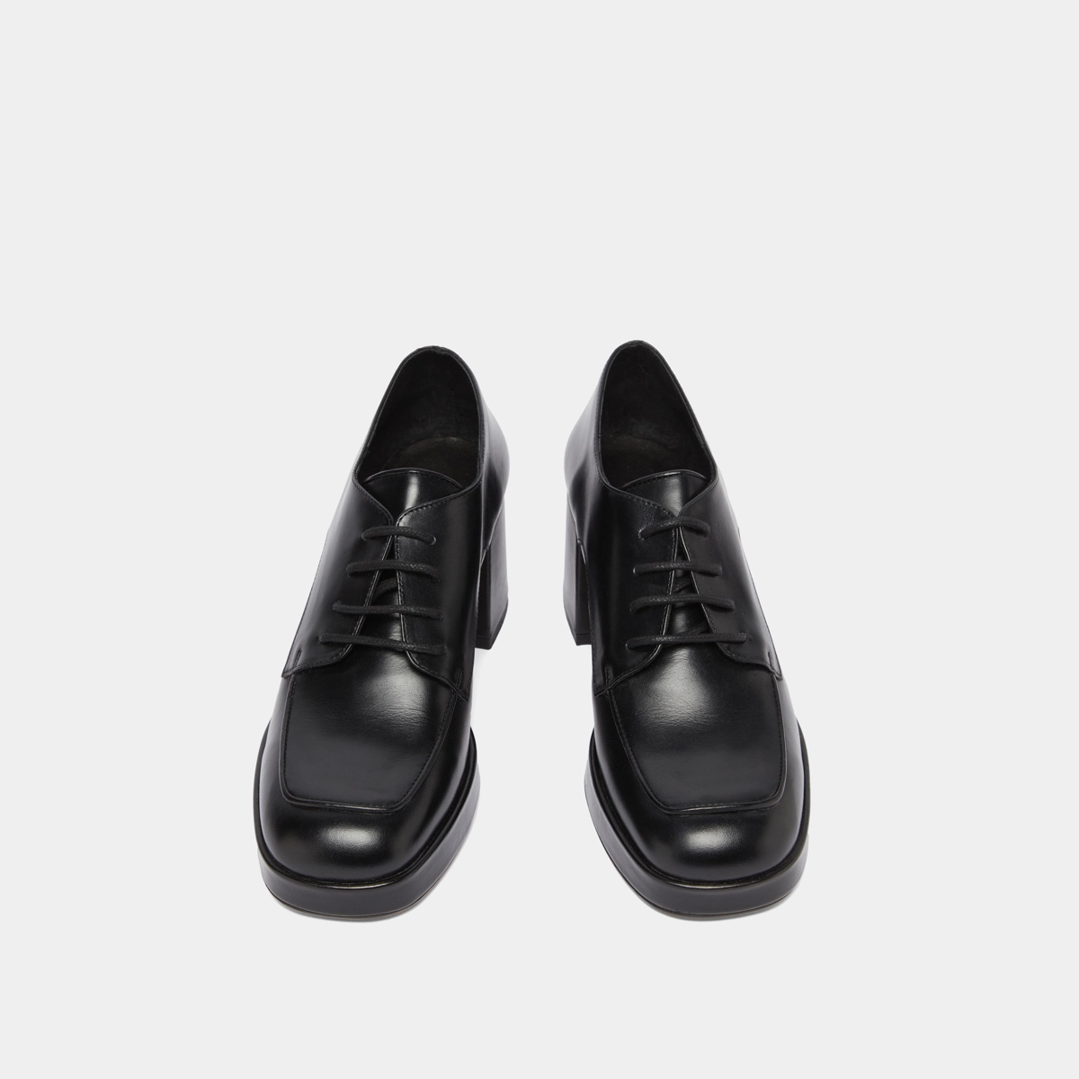 Derbies with heels in black leather | VIVALDI