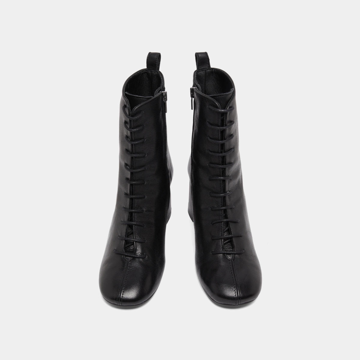 Heeled and lace-up ankle boots in black leather | BOSE