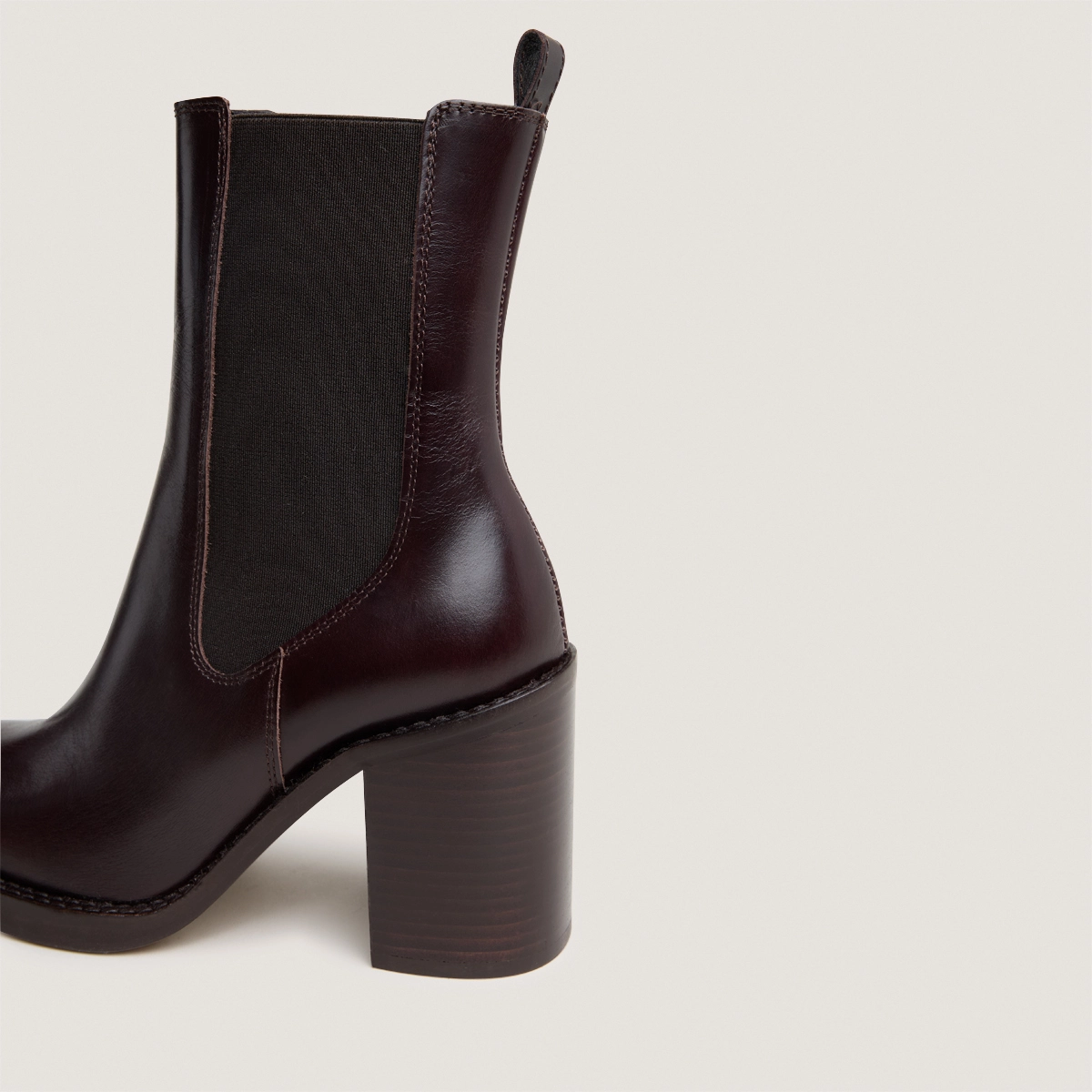 Ankle boots with overflowing heels in dark brown leather | BRETZ