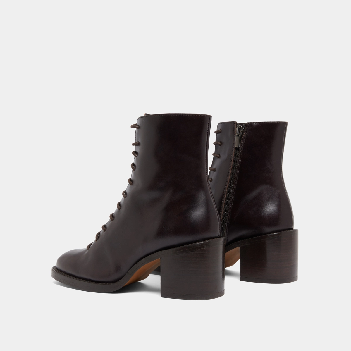 Lowboots with laces in dark brown leather | BRINDILLE