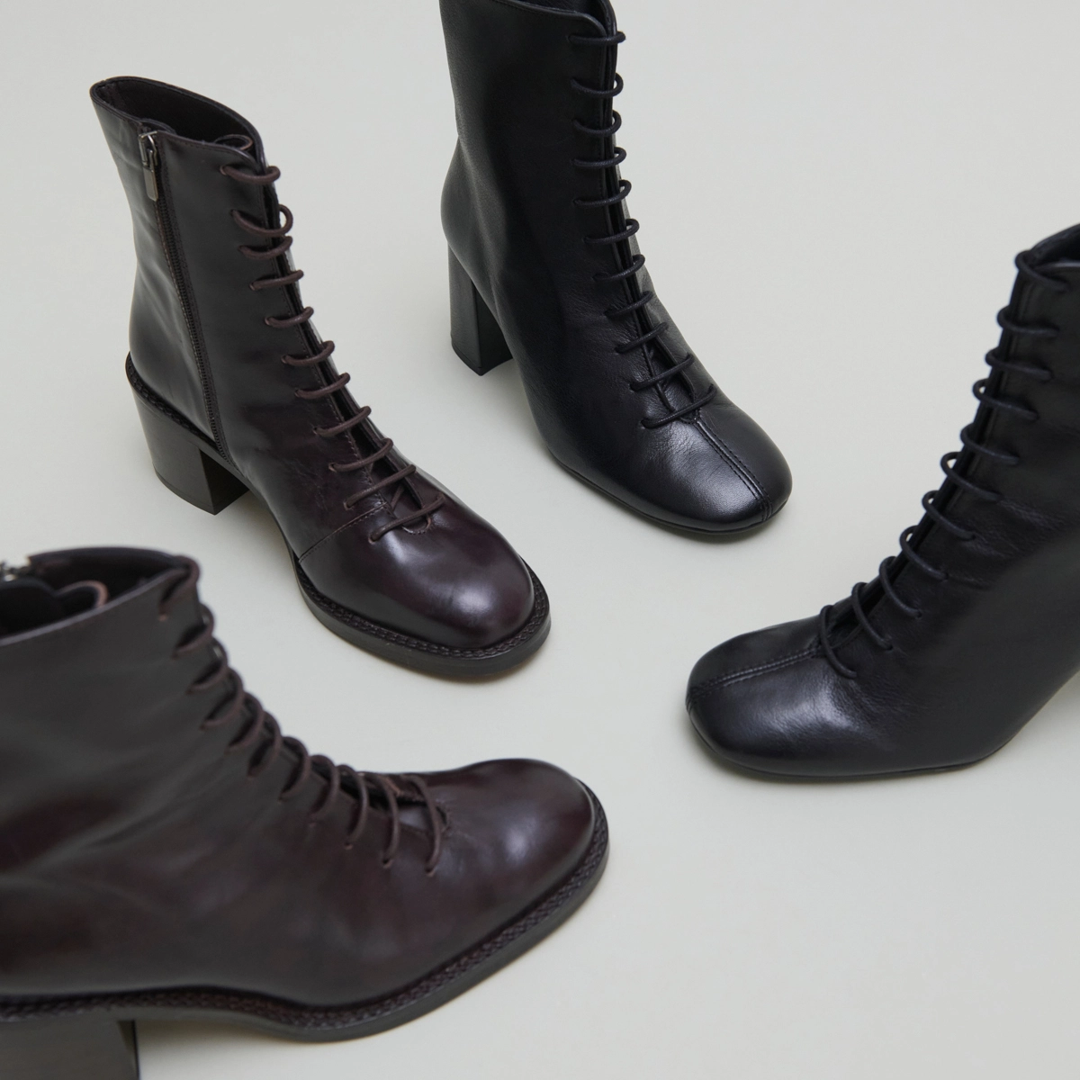 Lowboots with laces in dark brown leather | BRINDILLE