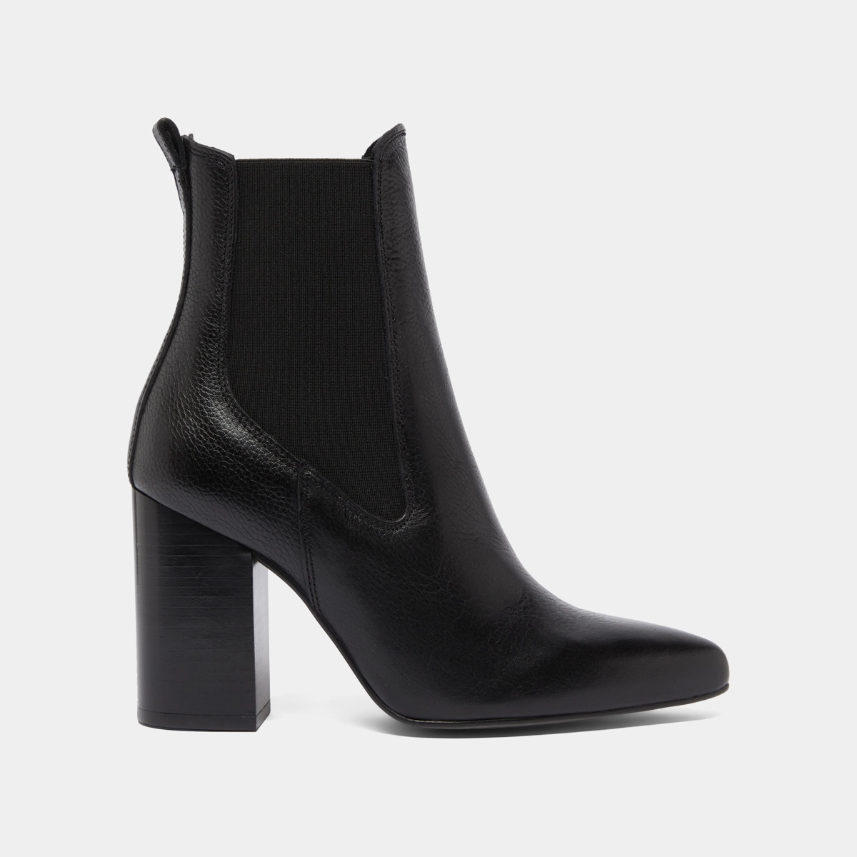 Heeled ankle boots with pointed toes in black grained leather | BROOK