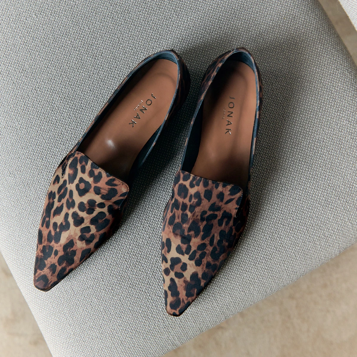 Ballet flats with pointed toes in leopard | DANTESSE