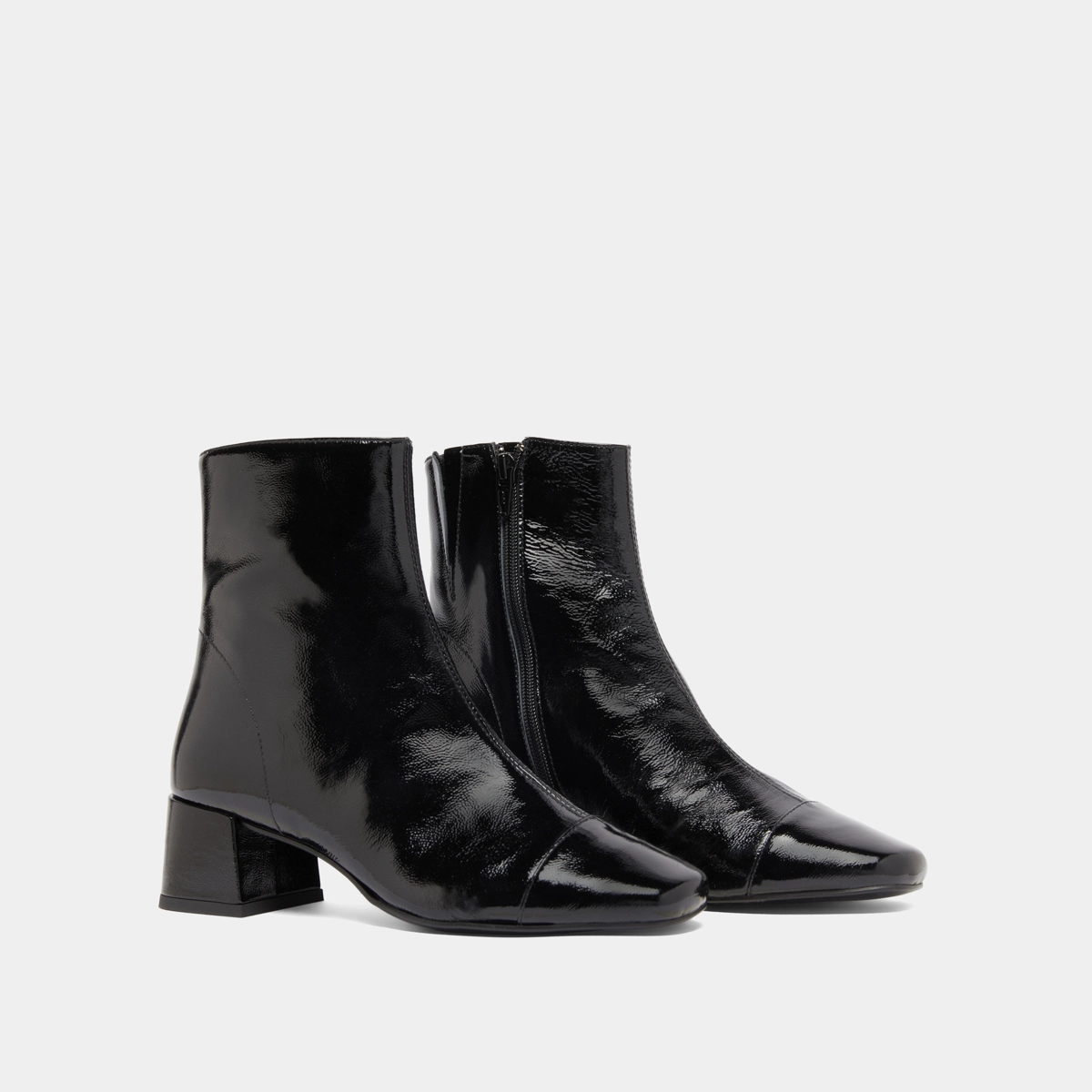 Ankle boots with zips in black pleated patent leather | DOMENICA