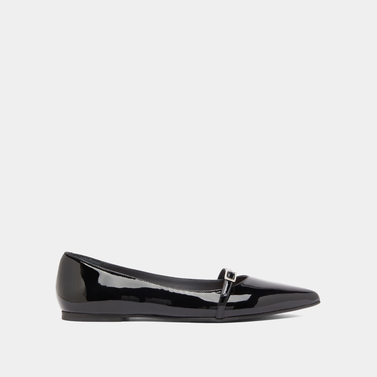 Ballet flats with adjustable buckles in black patent | DOMEN