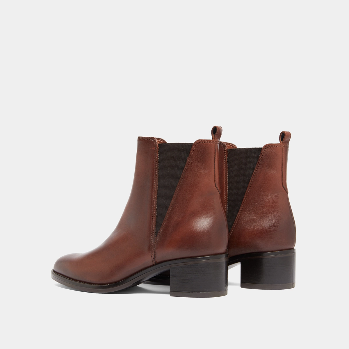 Ankle boots with triangular elastic bands in cognac patinated leather | CHILO