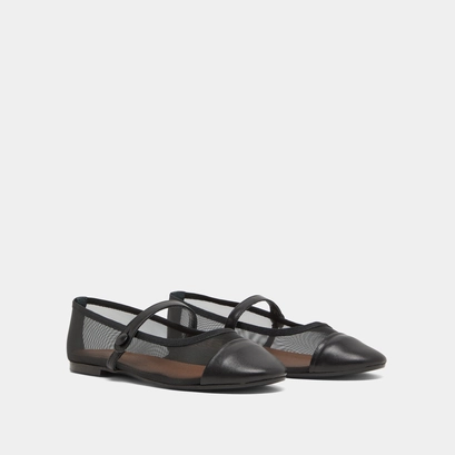 Ballet flats with oval tips and straps in black leather and mesh | DALA