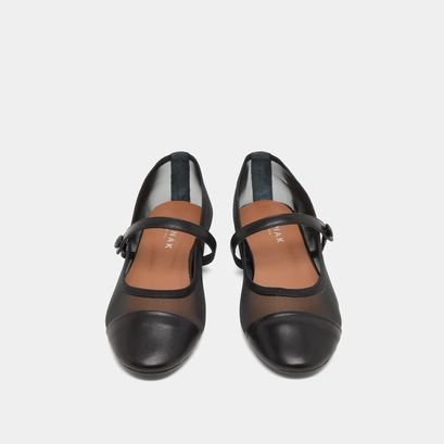 Ballet flats with oval tips and straps in black leather and mesh | DALA