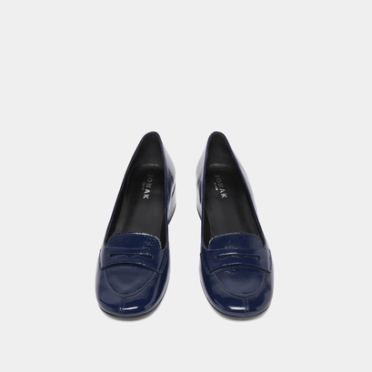 Low-heeled loafers in blue pleated patent | bernie