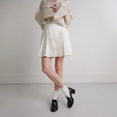 College loafers with heels in black leather | biche