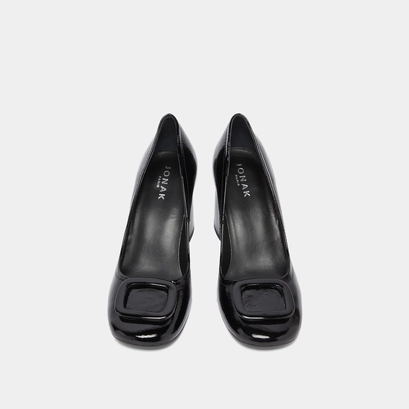 Pumps with buckles in black pleated patent | bisou