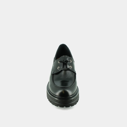 Lace-up derbies in black leather | angelus