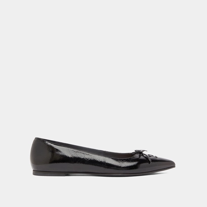 Pointed-toe lace-up ballet flats in black shiny leather | damy