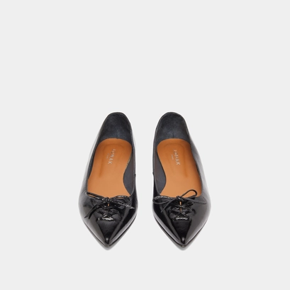 Pointed-toe lace-up ballet flats in black shiny leather | damy