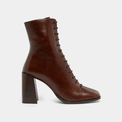 Heeled ankle boots with laces in brown distressed leather | vandelle