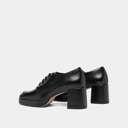 Derbies with heels in black leather | vivaldi