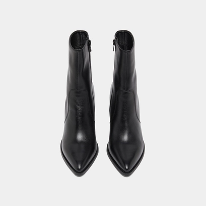 Heeled ankle boots in black leather | perle