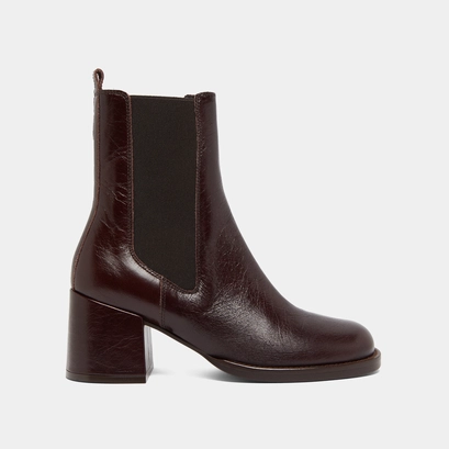 Heeled ankle boots with elastics in chocolate distressed leather | bienvue