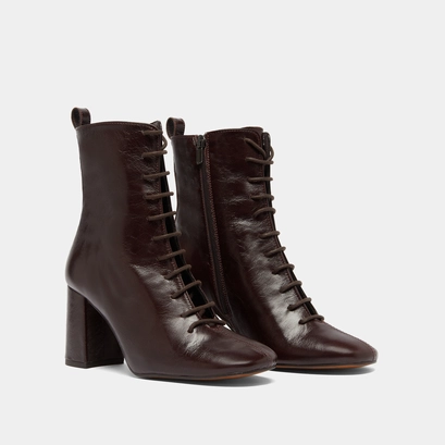 Heeled and lace-up ankle boots in chocolate distressed leather | bose