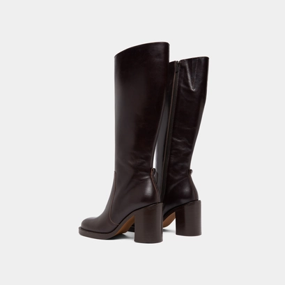 Boots with overflowing heels in dark brown leather | bretzel
