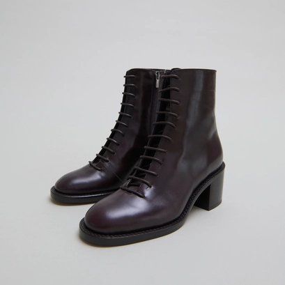 Lowboots with laces in dark brown leather | brindille
