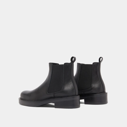 Lowboots with elastics in black leather | melanie