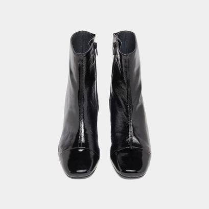 Ankle boots with zips in black pleated patent leather | domenica