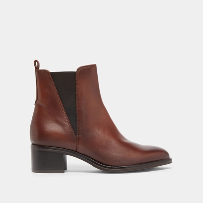 Ankle boots with triangular elastic bands in cognac patinated leather | chilo
